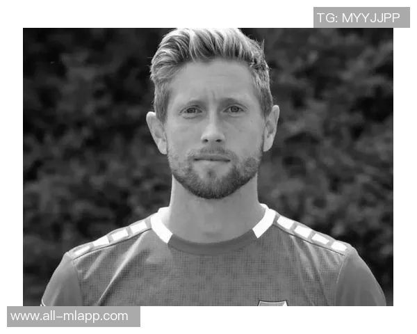 德国后卫赫特纳乘缆车意外坠落去世年仅34岁令人惋惜 德国后卫赫特纳乘缆车意外坠落去世年仅34岁令人惋惜